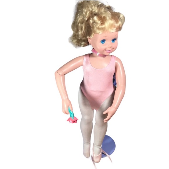 Vintage TYCO My Pretty Ballerina Doll &
Accessories - Picture 2 of 4